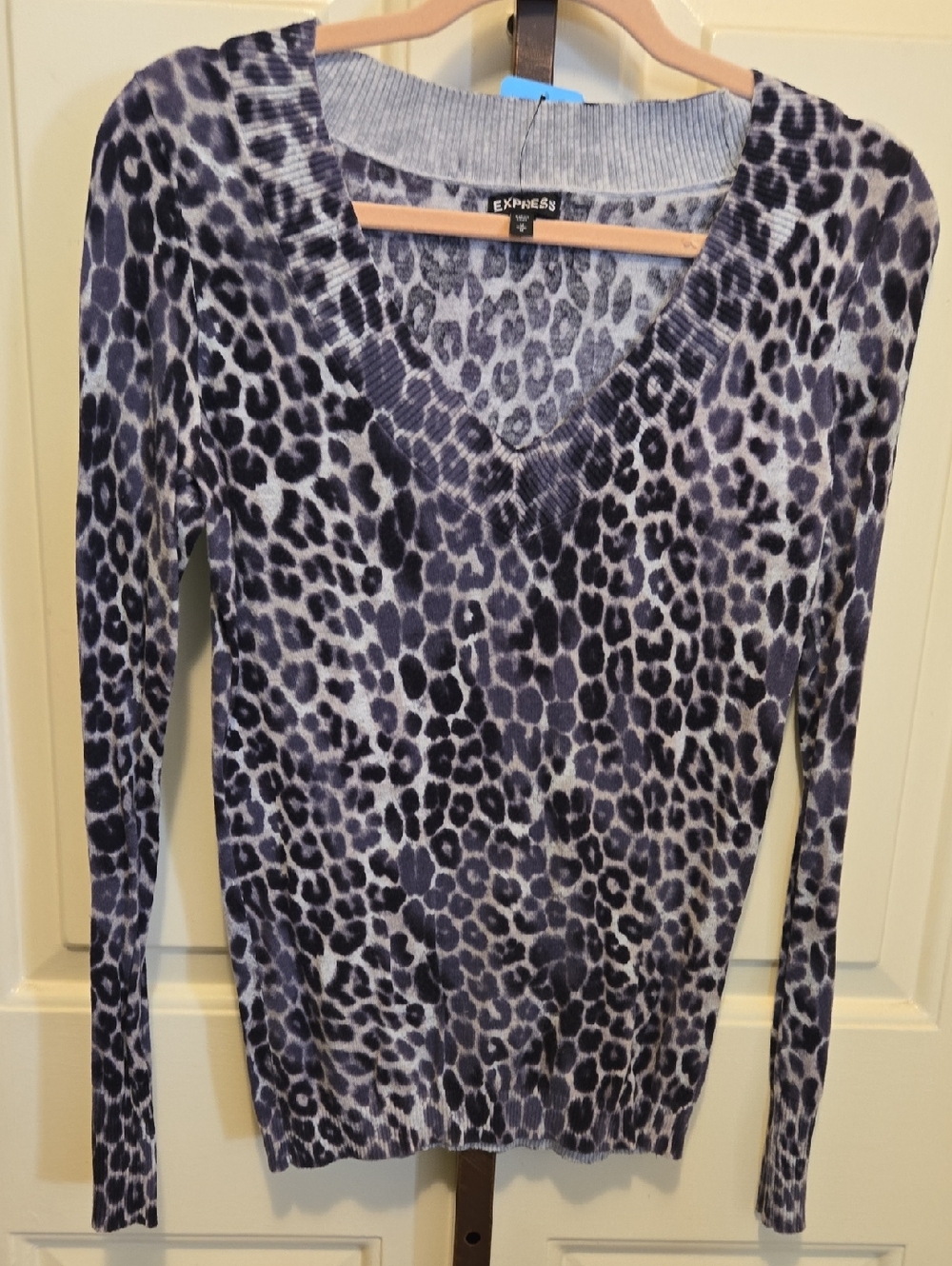 Express Black and Gray Leopard V-Neck Long Sleeve Sweater